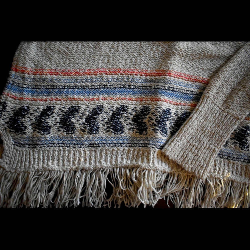 🌾Hollister women’s sweater size medium